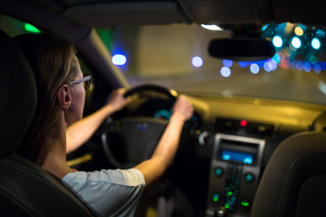 5 tips for driving in the dark pic 4564059769034188349 1600x1200 1