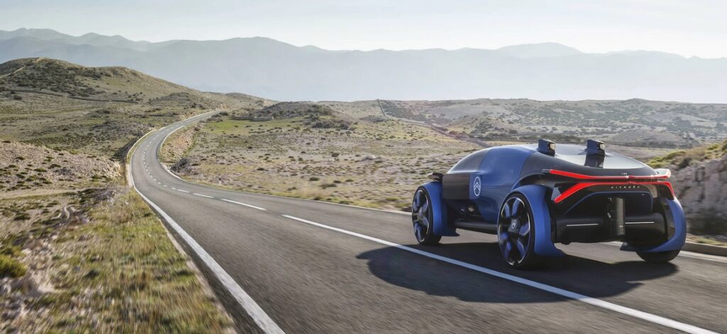 EL 19_19 Concept incorpora dos LIDAR (sistema de medición y detección por láser) situados en la trasera.