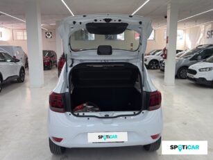 6 e4b2f82e 7bf8 43c9 8377 cb31fe2d6a0e